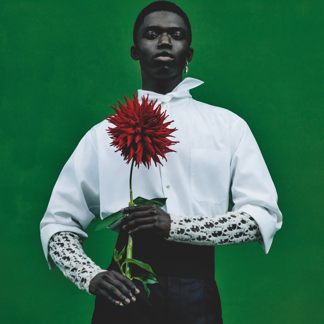 Rafael Pavarotti — Jeremiah Berko Fordjour for Dior, Spring–Summer 2021, in collaboration with Amoako Boafo. © Rafael Pavarotti. Image supplied on the Musée des Arts Décoratifs exhibition page.