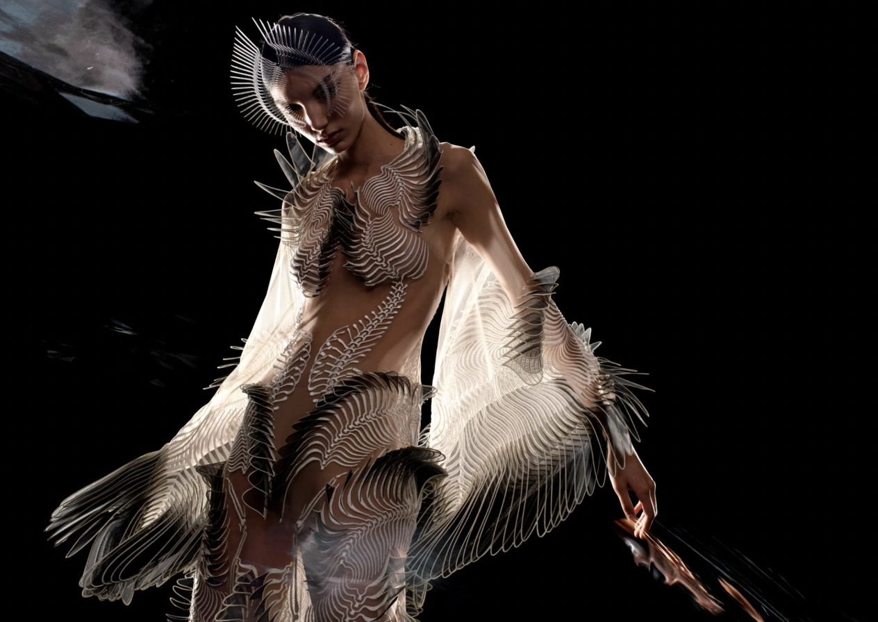 IRIS VAN HERPEN: SCULPTING THE SENSES