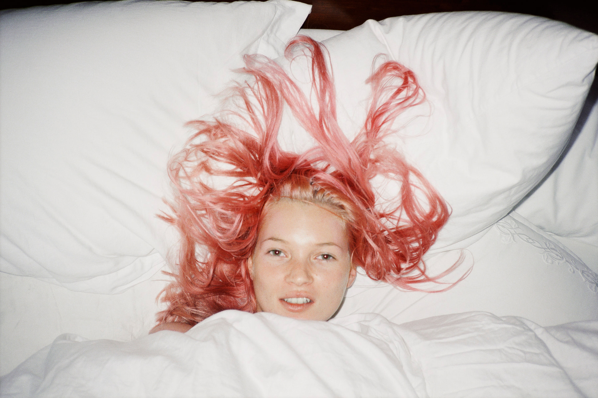 Juergen Teller, Young Pink Kate, London 1998