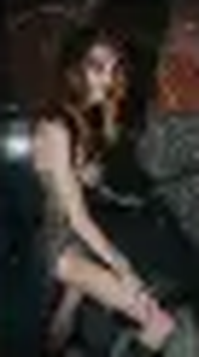Elena Velez backstage, Spring/Summer 2027 — photograph 27