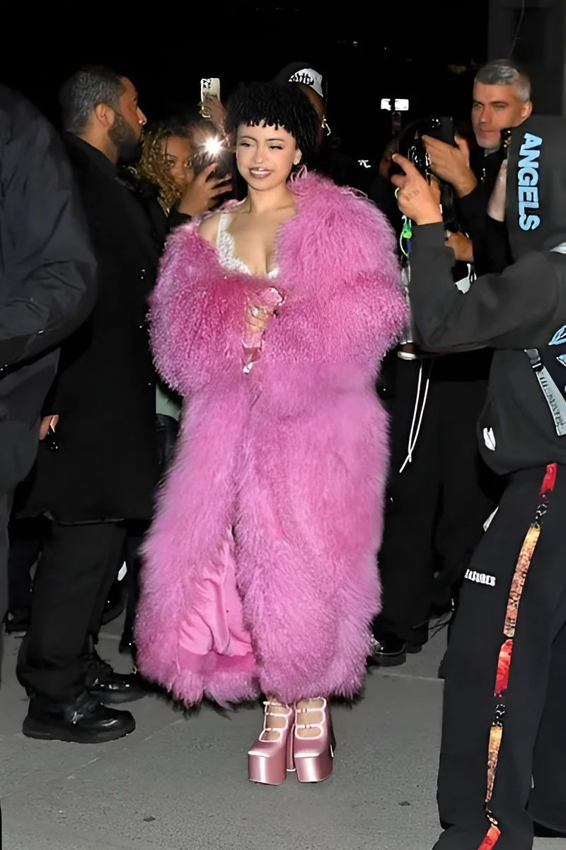 ICE SPICE EDITOR OBSESSION: RETRO CHIC PINK FUR COAT